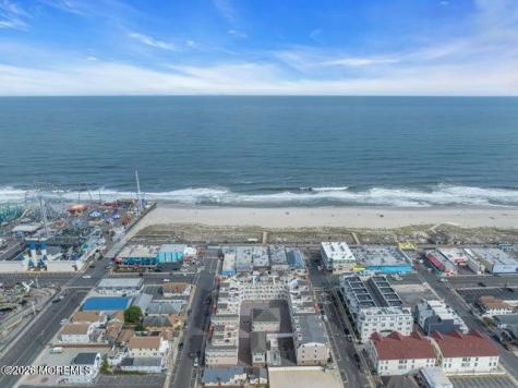 21 Blaine Avenue Seaside Heights NJ 08751
