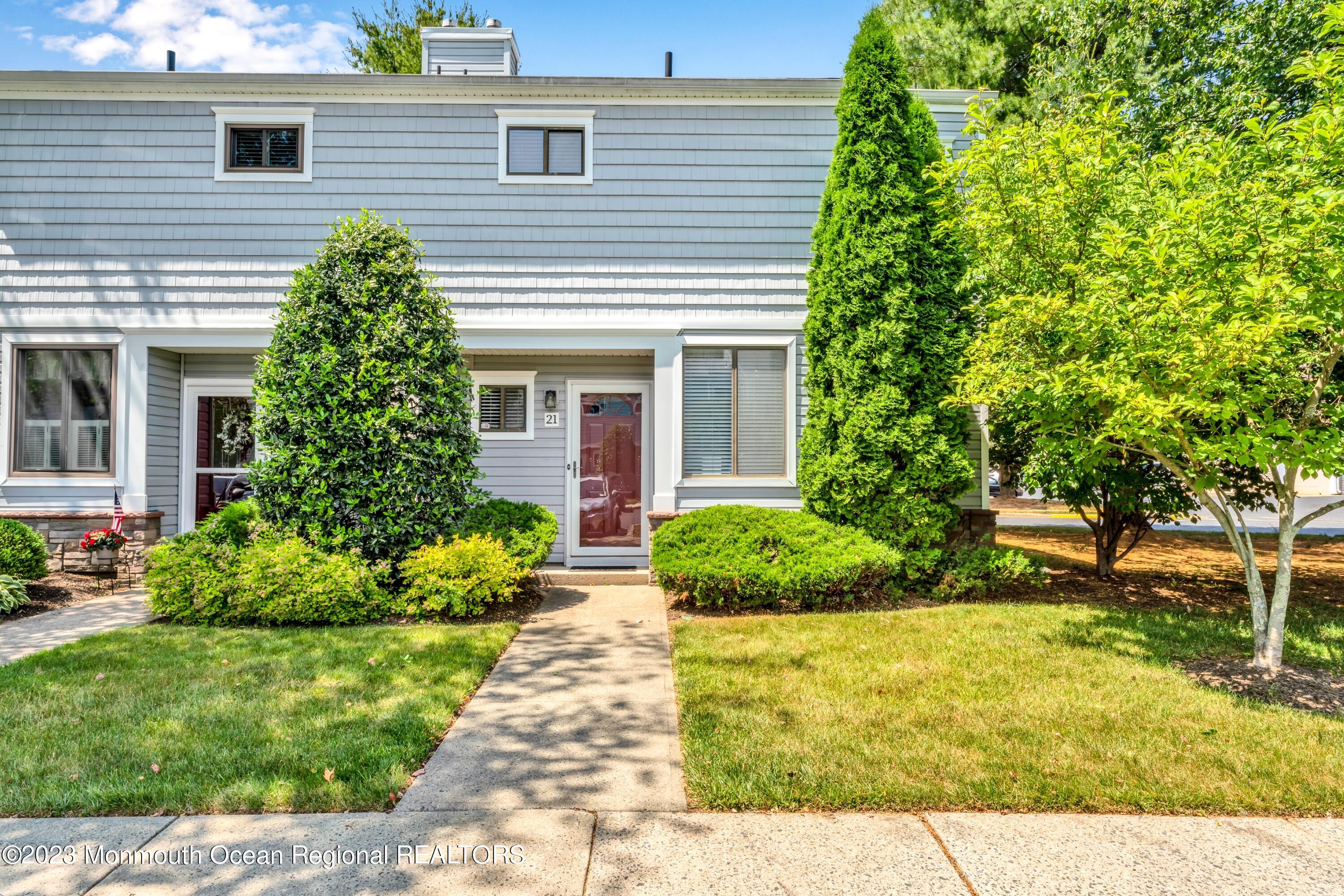 21 Dawn Court Tinton Falls NJ 07724