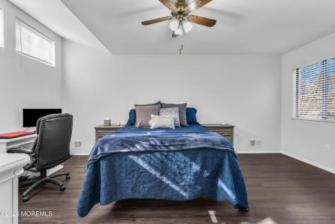 21 Dawn Court Tinton Falls NJ 07724