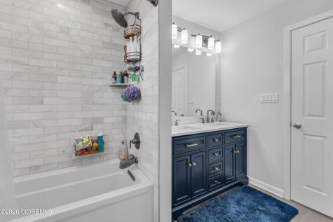 21 Dawn Court Tinton Falls NJ 07724