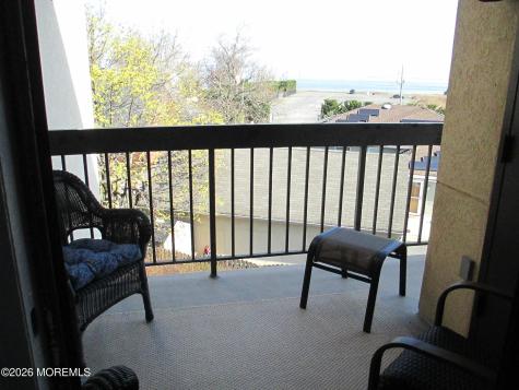 32 Center Avenue Atlantic Highlands NJ 07716