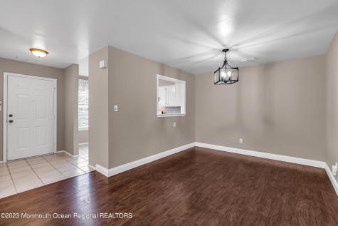 131 Wellington Court Manalapan NJ 07726
