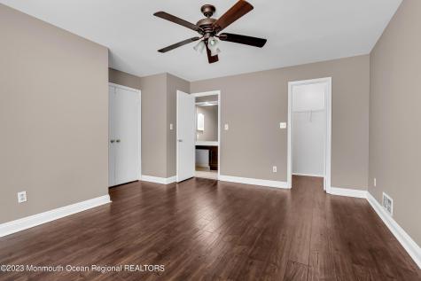 131 Wellington Court Manalapan NJ 07726