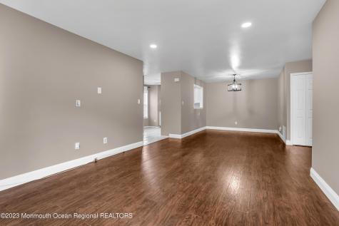 131 Wellington Court Manalapan NJ 07726