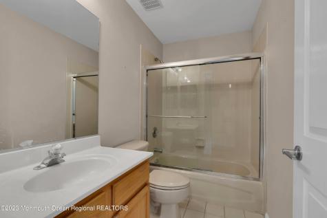 143 Shinnecock Drive Manalapan NJ 07726