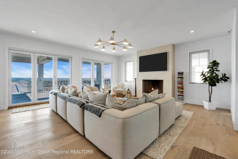 1125 Ocean Avenue Mantoloking NJ 08738