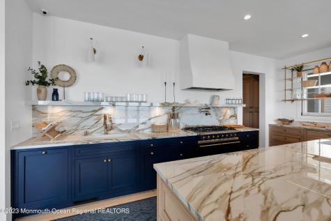 1125 Ocean Avenue Mantoloking NJ 08738