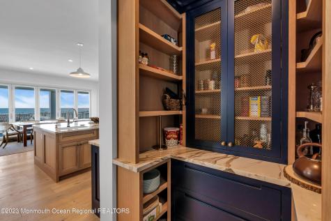 1125 Ocean Avenue Mantoloking NJ 08738