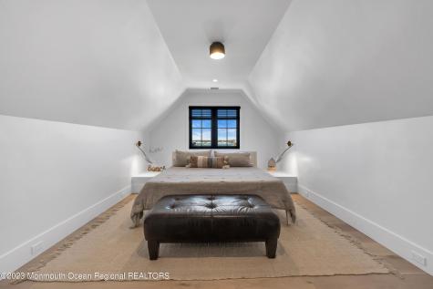 1125 Ocean Avenue Mantoloking NJ 08738