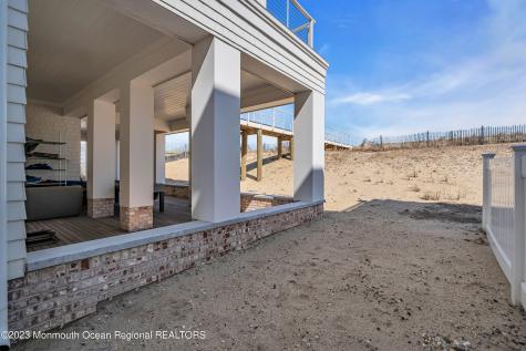 1125 Ocean Avenue Mantoloking NJ 08738