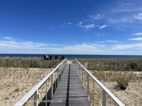 1125 Ocean Avenue Mantoloking NJ 08738