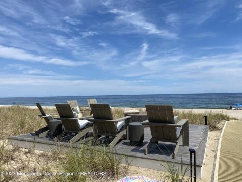1125 Ocean Avenue Mantoloking NJ 08738