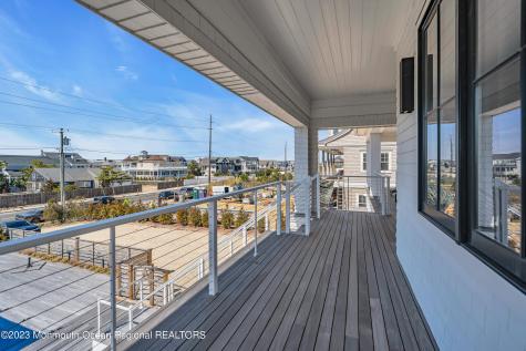 1125 Ocean Avenue Mantoloking NJ 08738