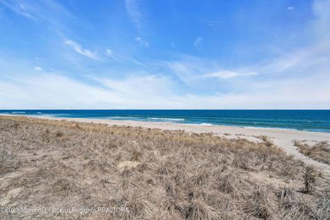 1125 Ocean Avenue Mantoloking NJ 08738