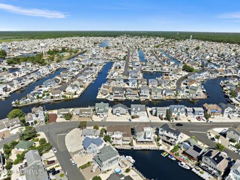 264 Morris Boulevard Beach Haven West NJ 08050