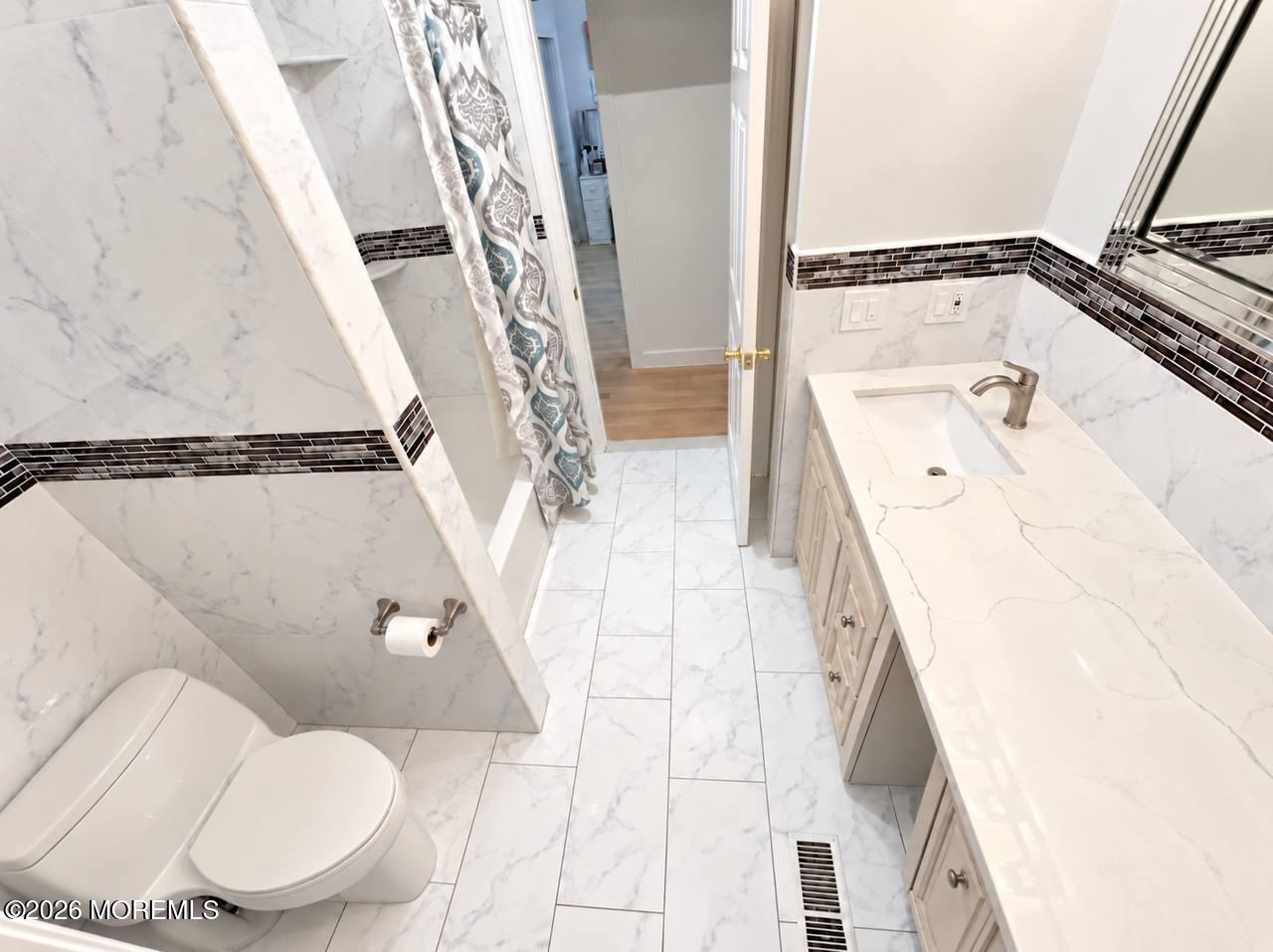 43 Frederick Avenue Howell NJ 07731