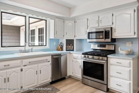 425A Atlantic Avenue Spring Lake NJ 07762