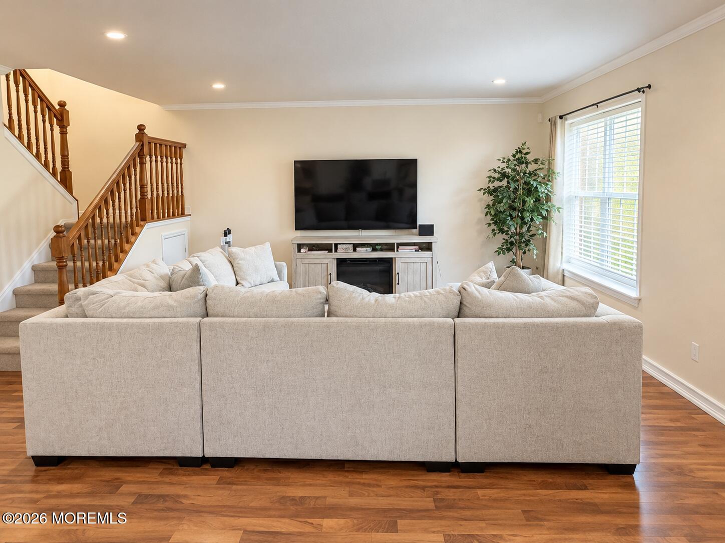 39 Almond Drive Somerset NJ 08873