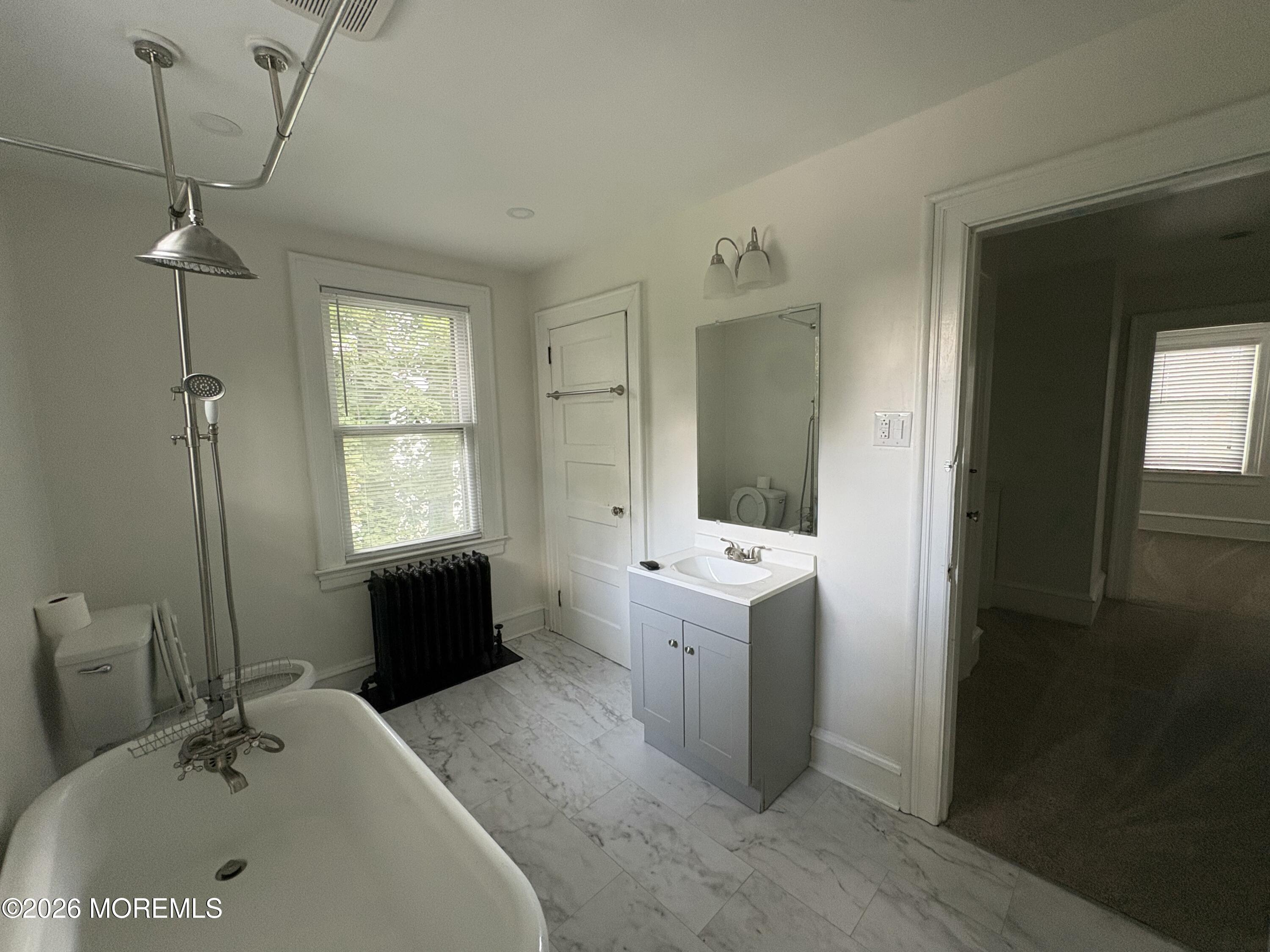 186 Madison Avenue Mount Holly NJ 08060