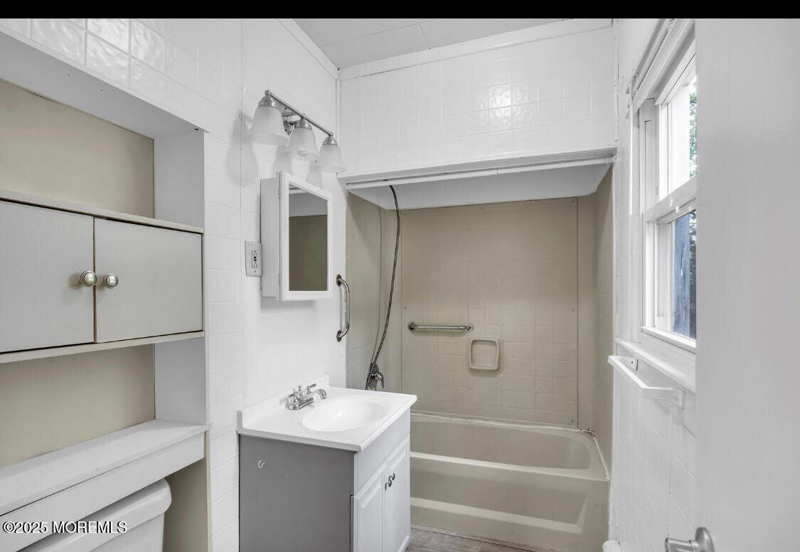 12 Walters Street Keansburg NJ 07734