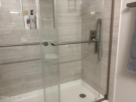 3 Greenwood Lane Whiting NJ 08759