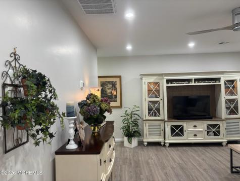 3 Greenwood Lane Whiting NJ 08759