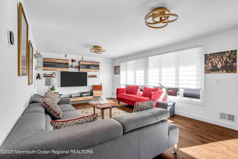 900 Darlene Avenue Ocean Twp NJ 07712