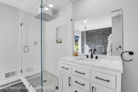 900 Darlene Avenue Ocean Twp NJ 07712