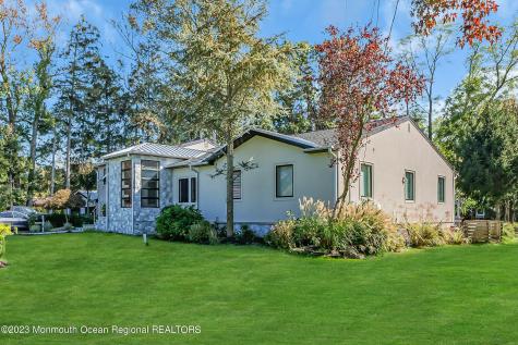 900 Darlene Avenue Ocean Twp NJ 07712