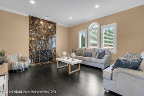 7 Mackenzie Road Eatontown NJ 07724