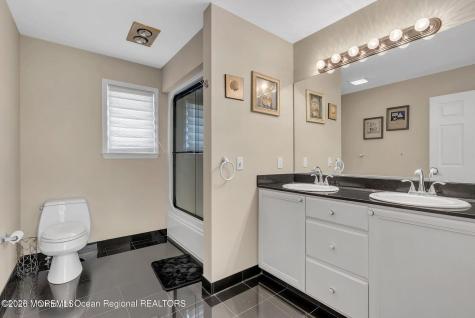 7 Mackenzie Road Eatontown NJ 07724