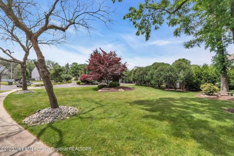 7 Mackenzie Road Eatontown NJ 07724