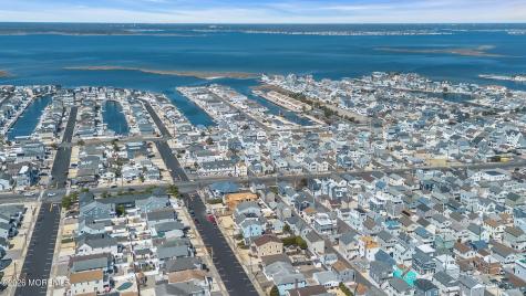65 Grand Central Avenue Lavallette NJ 08735