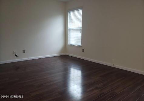 180 Tulip Lane Freehold NJ 07728
