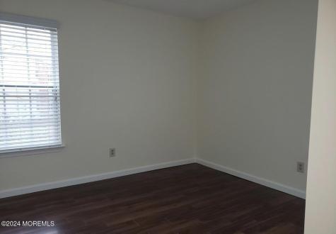 180 Tulip Lane Freehold NJ 07728