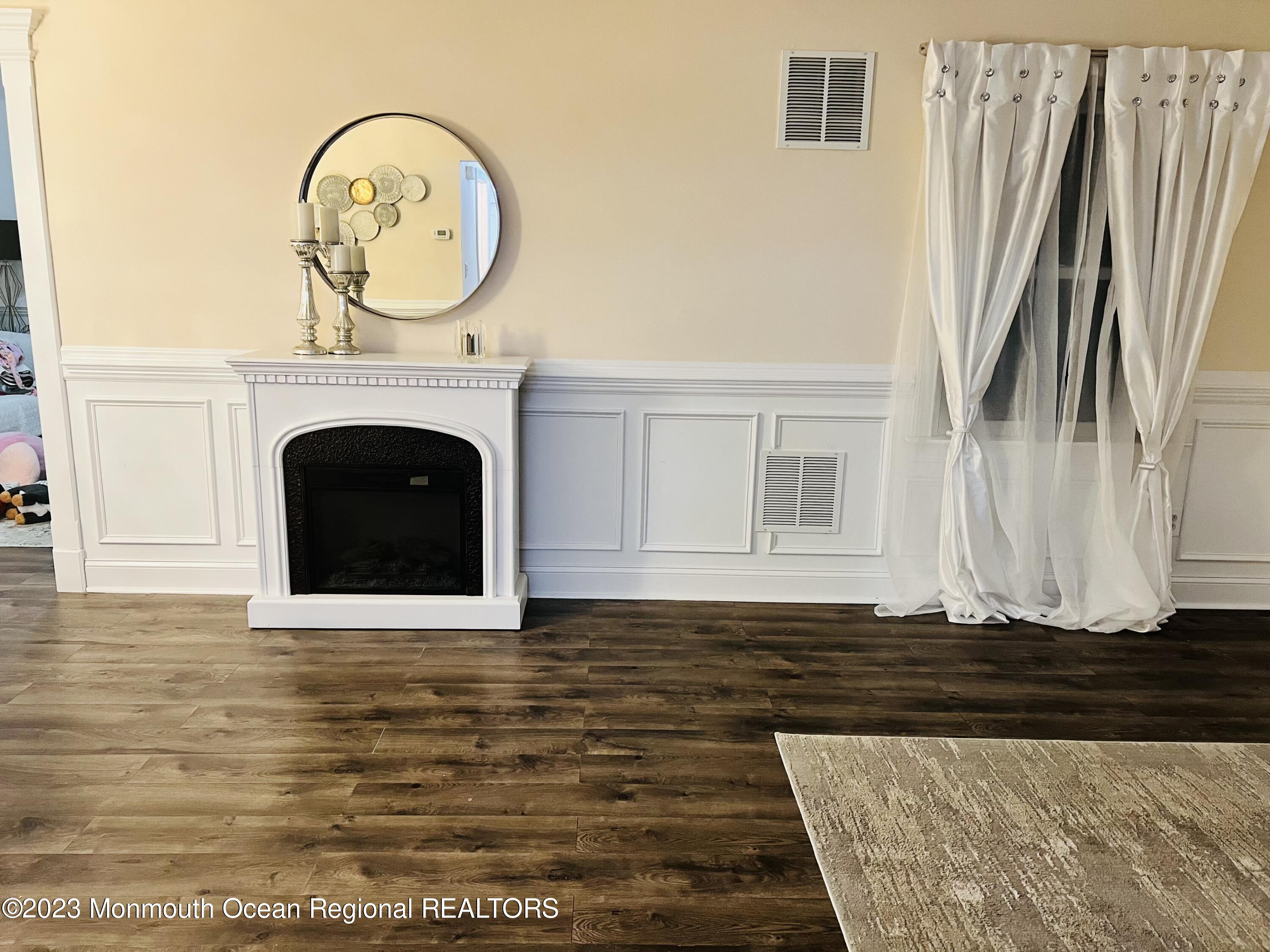 14 Cooper Court Freehold NJ 07728