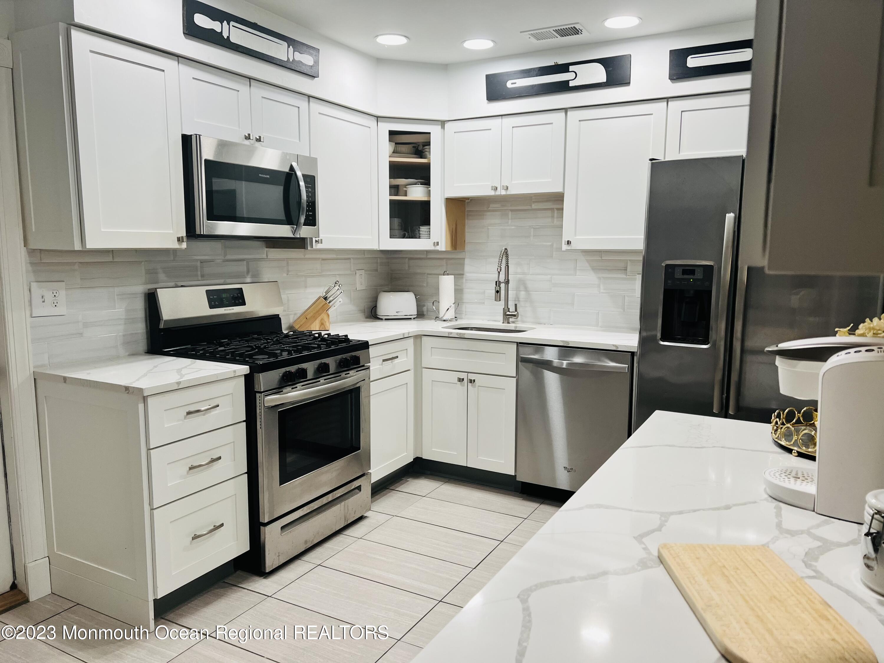 14 Cooper Court Freehold NJ 07728