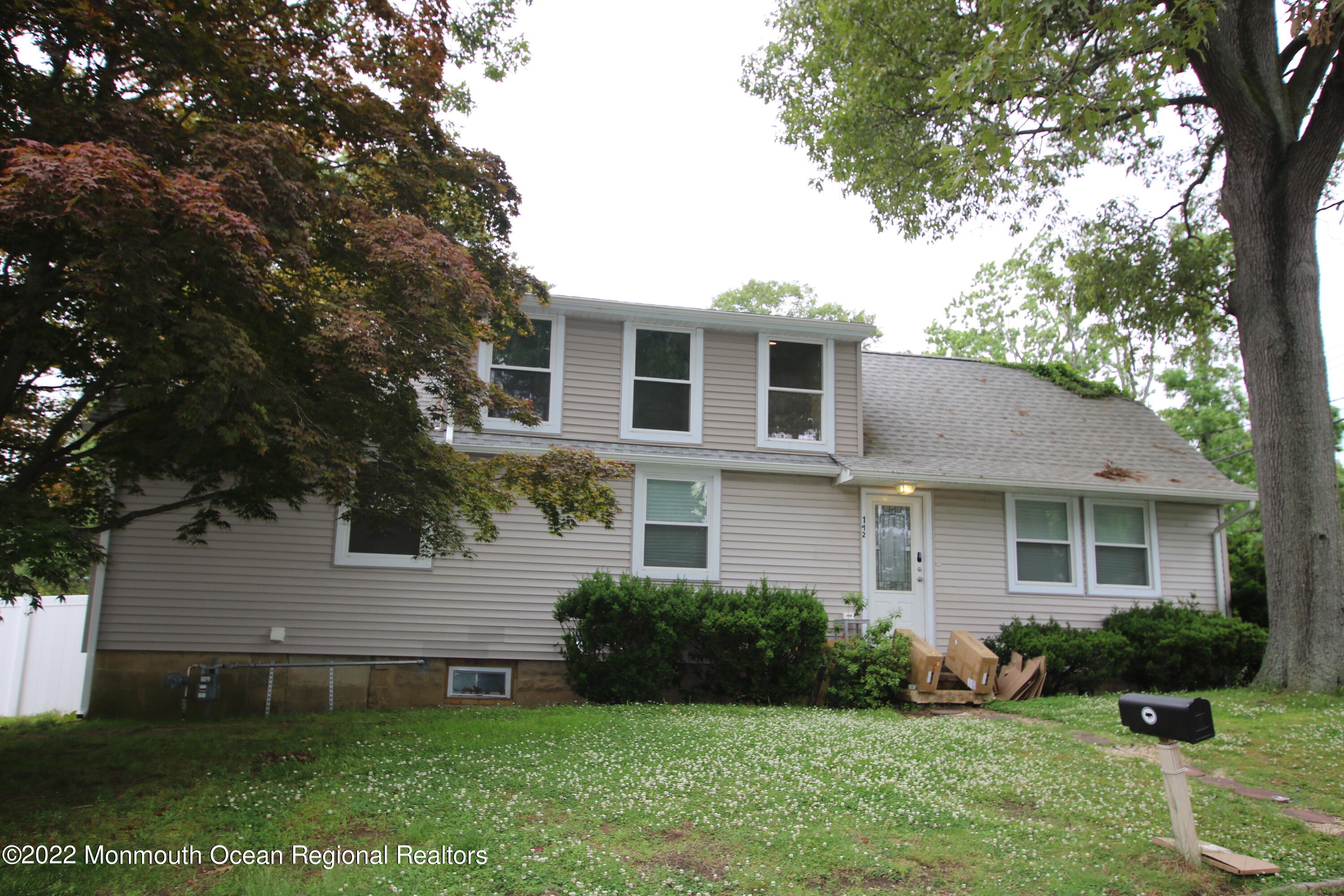 142 Delaware Avenue Oakhurst NJ 07755