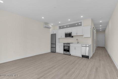 19 Carr Avenue Keansburg NJ 07734