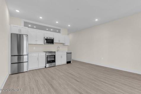 19 Carr Avenue Keansburg NJ 07734