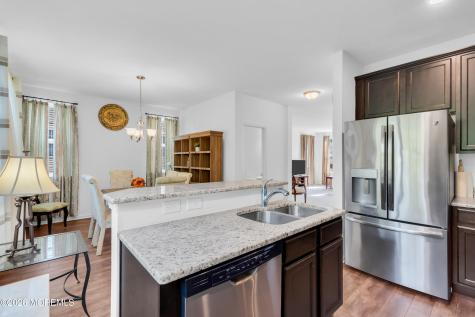 49 Creekside Way Burlington NJ 08016