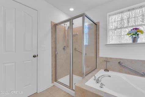 49 Creekside Way Burlington NJ 08016
