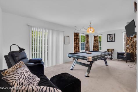 49 Creekside Way Burlington NJ 08016
