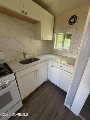 227 Seeley Avenue Keansburg NJ 07734