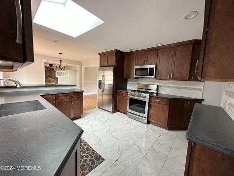 57 Kings Road Little Silver NJ 07739