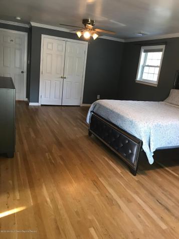 24 Barbara Lane Oakhurst NJ 07755