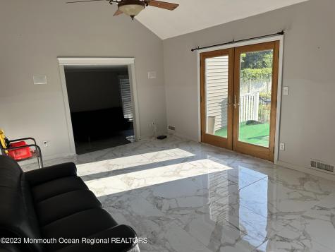 24 Barbara Lane Oakhurst NJ 07755