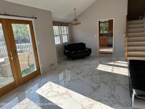 24 Barbara Lane Oakhurst NJ 07755