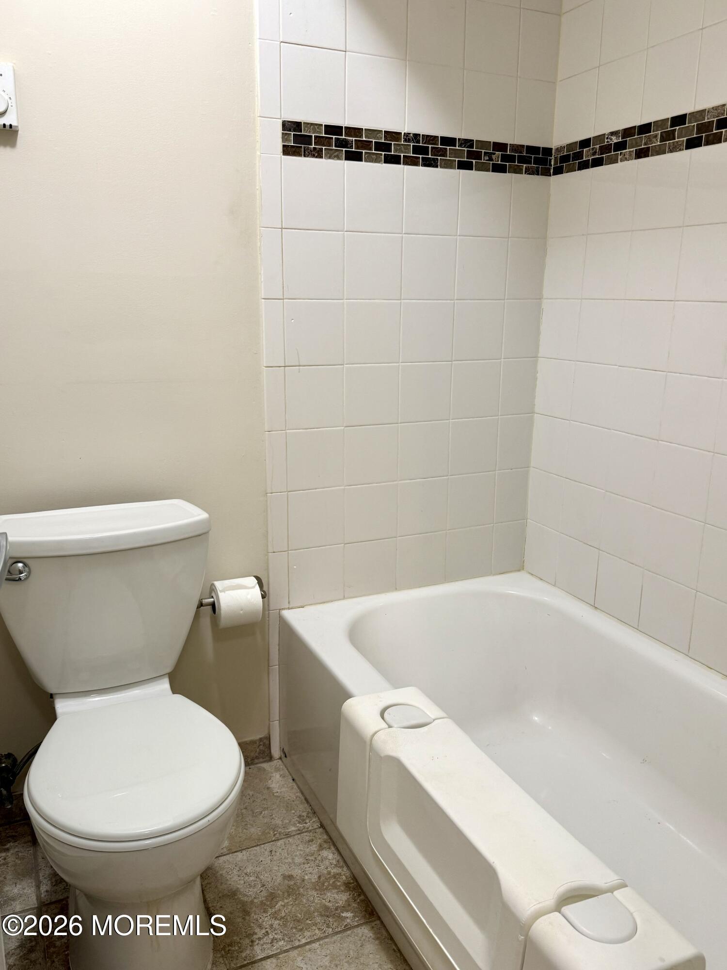 70 Overlook Way Manalapan NJ 07726