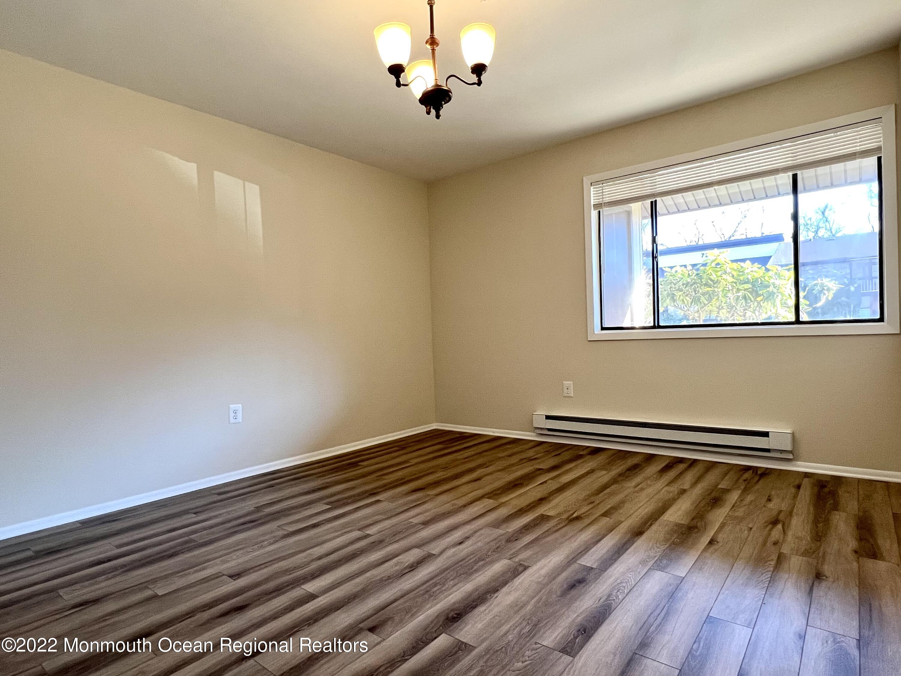 70 Overlook Way Manalapan NJ 07726
